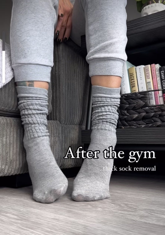 Thick socks removal